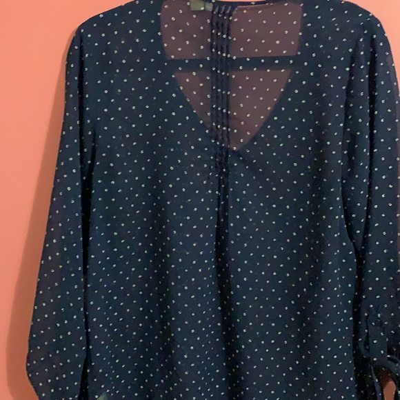 Like New ! Navy Polka Dot Sheer Blouse - Picture 6 of 7